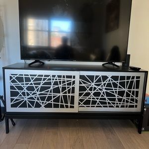 Used TV Stand- Like New